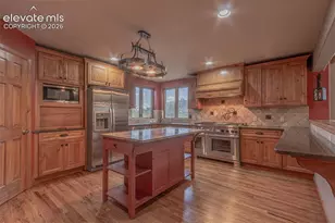 812 Crystal Park Rd, Manitou Springs, CO 80829 - Photo 14