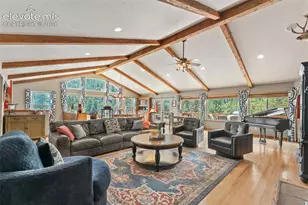 812 Crystal Park Rd, Manitou Springs, CO 80829 - Photo 8