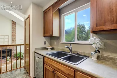 975 Royal Crown Lane, Colorado Springs, CO 80906 - Photo 10