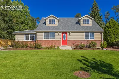 526 Loomis Avenue, Colorado Springs, CO 80906 - Photo 1