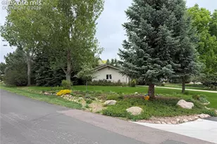 3020 Rockbrook Ln, Colorado Springs, CO 80904 - Photo 6