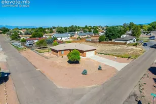 231 S Wiggins Dr, Pueblo West, CO 81007 - Photo 2