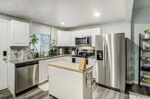 3032 W Pikes Peak Ave, Colorado Springs, CO 80904 - Photo 4