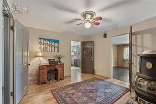 215 Washington Ave, Manitou Springs, CO 80829 - Photo 14