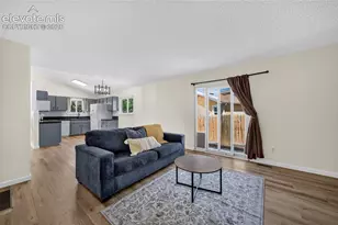 4510 Hollyridge Dr, Colorado Springs, CO 80916 - Photo 10