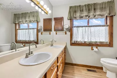 251 Surrey Lane, Florissant, CO 80816 - Photo 14