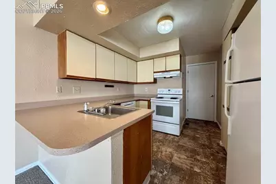 1240 Darby Street, Colorado Springs, CO 80907 - Photo 6
