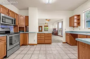416 W Platte Ave, Colorado Springs, CO 80905 - Photo 8