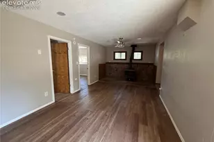 124 Trout Creek Dr, Divide, CO 80814 - Photo 4