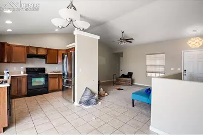 1313 N Blue Lake Lane, Pueblo, CO 81007 - Photo 10