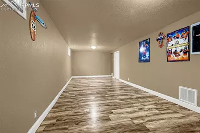 3940 Hollybrook Lane, Pueblo, CO 81005 - Photo 18