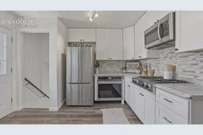 905 E Costilla Street, Colorado Springs, CO 80903 - Photo 24