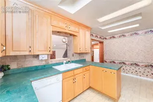 410 N 31st St, Colorado Springs, CO 80904 - Photo 10