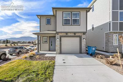 2940 Magic Carpet Loop, Colorado Springs, CO 80916 - Photo 2