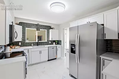 2430 N Nevada Avenue, Colorado Springs, CO 80907 - Photo 14