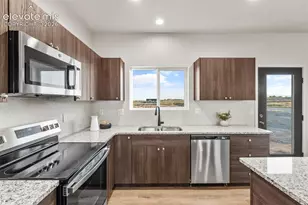 832 E Loma Dr, Pueblo West, CO 81007 - Photo 14