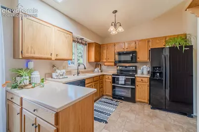 6870 Riverwood Lane, Colorado Springs, CO 80918 - Photo 10