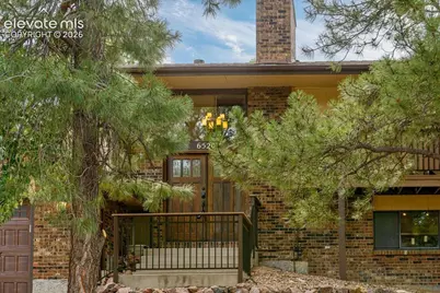 6520 Hawkeye Circle, Colorado Springs, CO 80919 - Photo 4