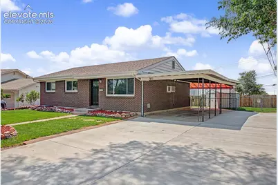 3811 Dixon Way, Colorado Springs, CO 80909 - Photo 2