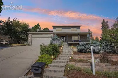 5368 W Cliff Point Circle, Colorado Springs, CO 80919 - Photo 2