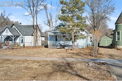 808 E Monument Street, Colorado Springs, CO 80903 - Photo 4