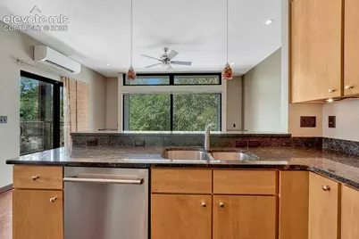 823 E Cucharras Street, Colorado Springs, CO 80903 - Photo 16