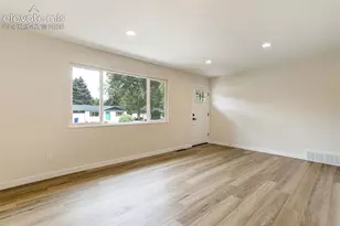 806 Querida Dr, Colorado Springs, CO 80909 - Photo 10