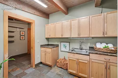 2230 Mesa Road, Colorado Springs, CO 80904 - Photo 16