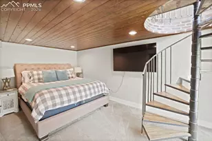 410 Laurel St, Colorado Springs, CO 80904 - Photo 24