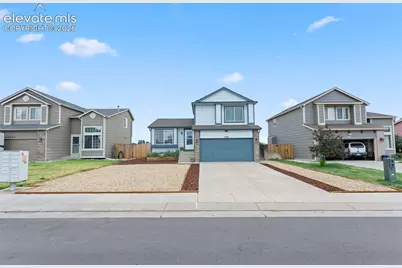 4568 Gunbarrel Drive, Colorado Springs, CO 80925 - Photo 2