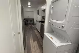 2528 N Elizabeth St, Pueblo, CO 81003 - Photo 6
