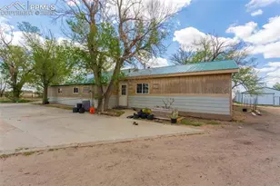 21550 Hanover Rd, Colorado Springs, CO 80928 - Photo 2