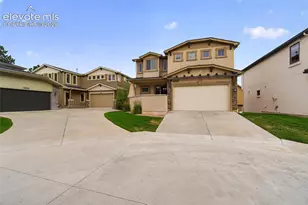 5541 Majestic Dr, Colorado Springs, CO 80919 - Photo 36