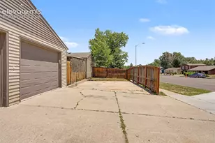 2 Arlen St, Colorado Springs, CO 80909 - Photo 32