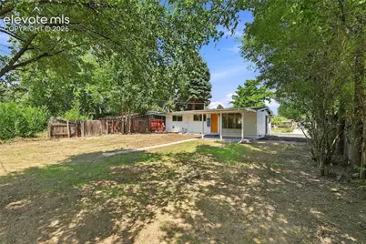 3204 Pennsylvania Avenue, Colorado Springs, CO 80907 - Photo 8