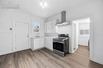911 S El Paso Street, Colorado Springs, CO 80903 - Photo 2
