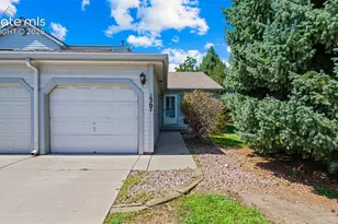 1367 Firefly Cir, Colorado Springs, CO 80916 - Photo 2