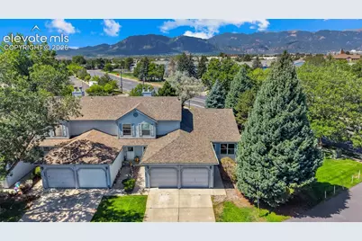 1367 Firefly Circle, Colorado Springs, CO 80916 - Photo 4