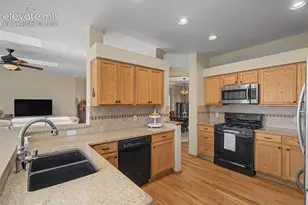 16274 Windy Creek Dr, Monument, CO 80132 - Photo 8