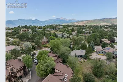862 Pebblewood Drive, Colorado Springs, CO 80919 - Photo 30