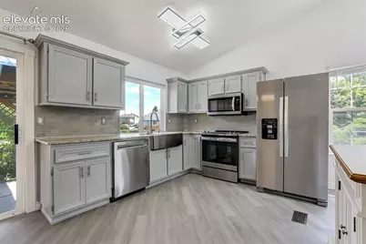 205 Wallace Street, Colorado Springs, CO 80911 - Photo 10