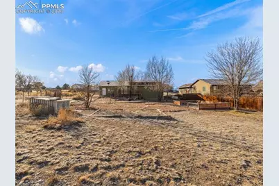 734 S Legend Lane, Pueblo, CO 81007 - Photo 26