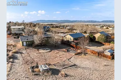 734 S Legend Lane, Pueblo, CO 81007 - Photo 30
