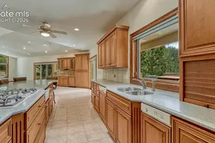 265 Hidden Valley Rd, Colorado Springs, CO 80919 - Photo 10