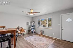 946 Hutchinson Dr, Colorado Springs, CO 80910 - Photo 4