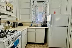 204 W 15th St, Pueblo, CO 81003 - Photo 6
