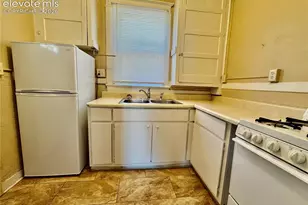 204 W 15th St, Pueblo, CO 81003 - Photo 20