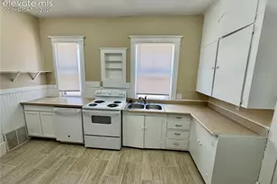 204 W 15th St, Pueblo, CO 81003 - Photo 14