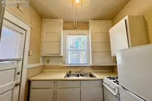 204 W 15th St, Pueblo, CO 81003 - Photo 18