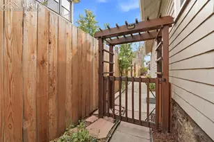 619 N Cedar St, Colorado Springs, CO 80903 - Photo 34